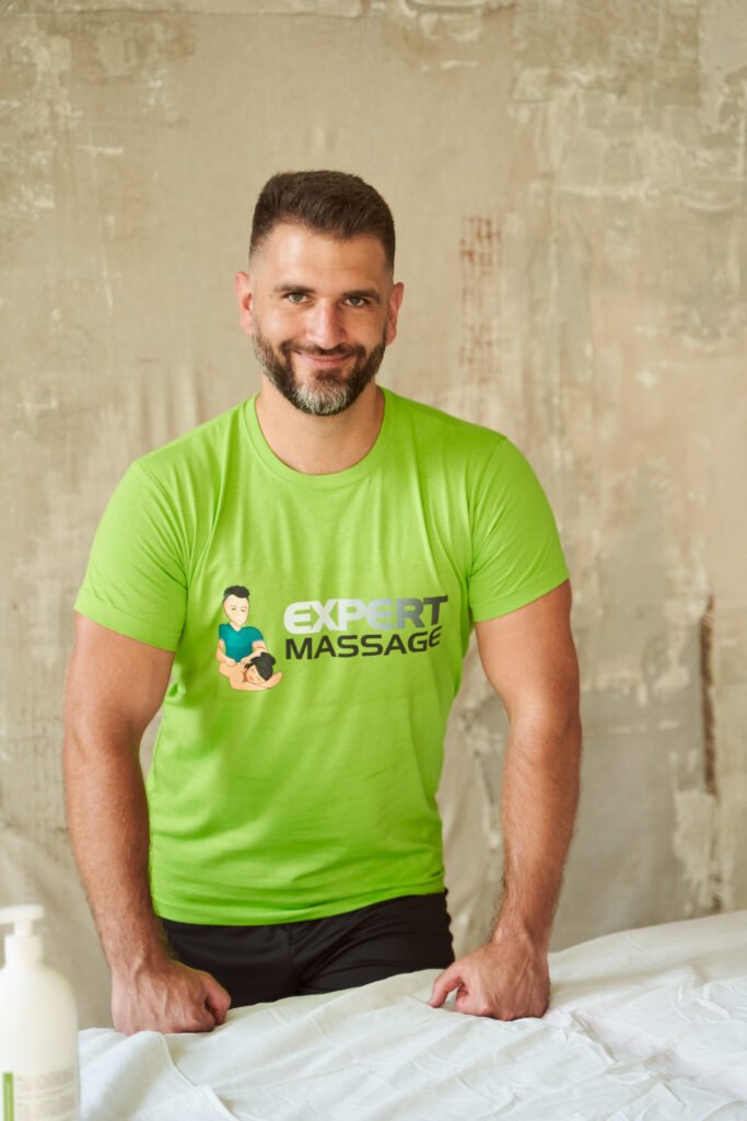 Istvan/Steve, the owner of Expert Massage